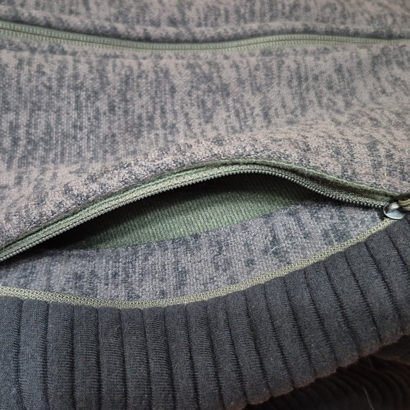 North Face Womens Jacket - Picture 7 of 8